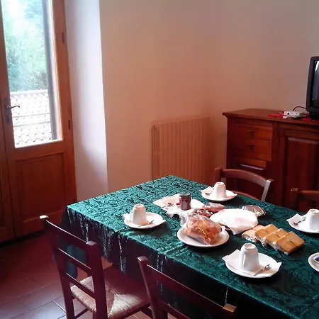 아파트 Il Pianetto 첼레 술 리고